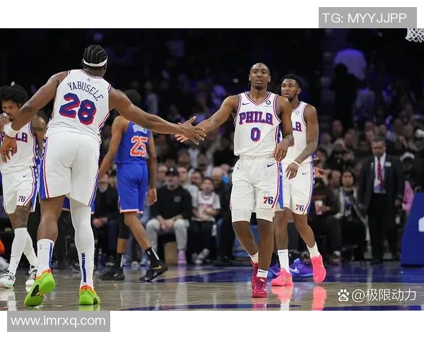 尼克斯与热火季后赛激战回顾球迷热情高涨的经典对决